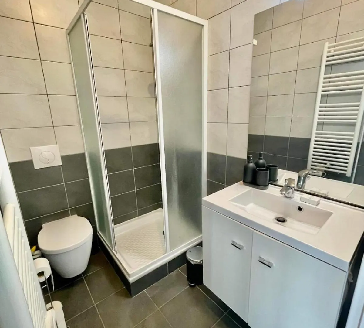 Lejlighed Nice Two-Rooms With Balcony In Nice